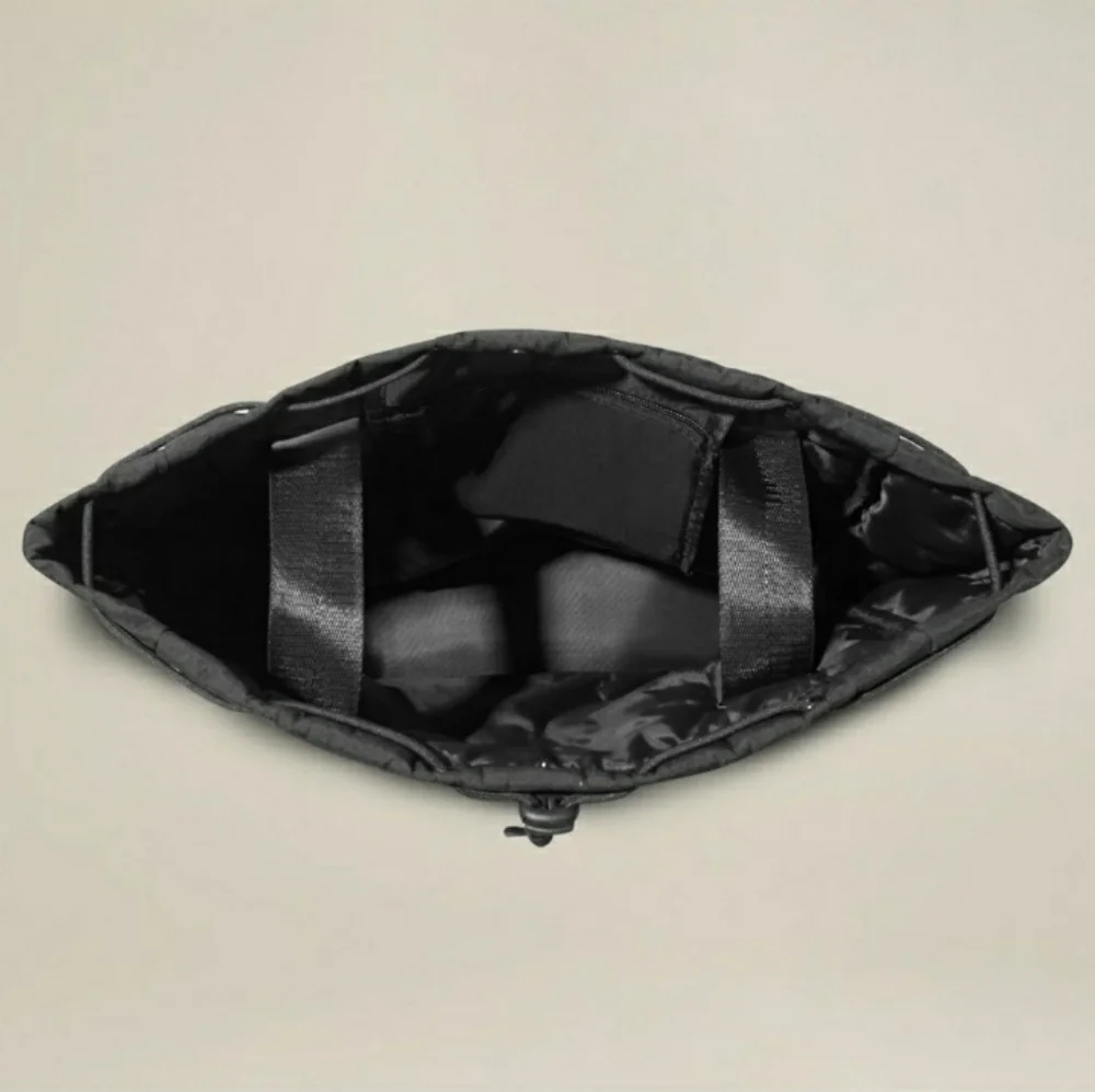BEYOND YOGA Convertible Gym Bag Black NWT!